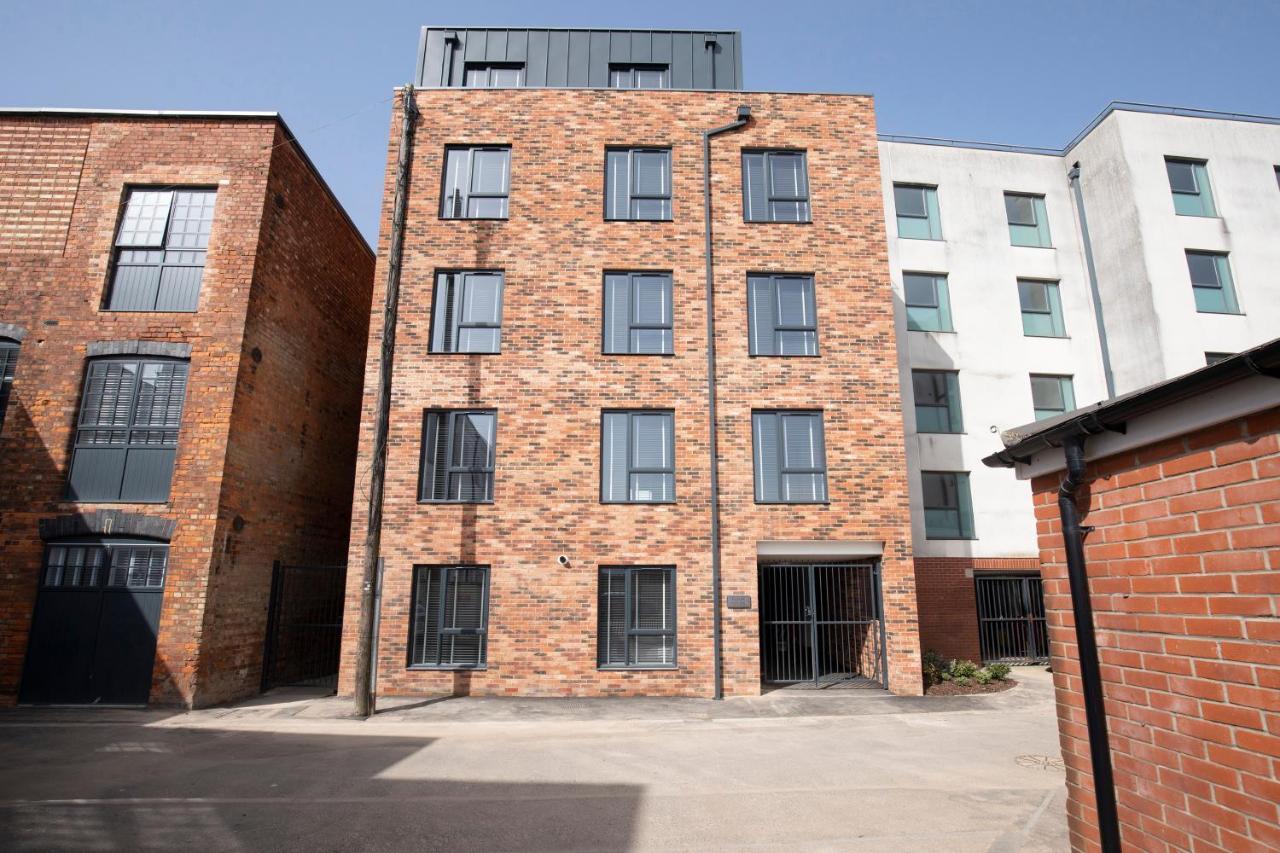 Elliot Oliver - Chic 2 Bedroom Town Centre Apartment Cheltenham Kültér fotó